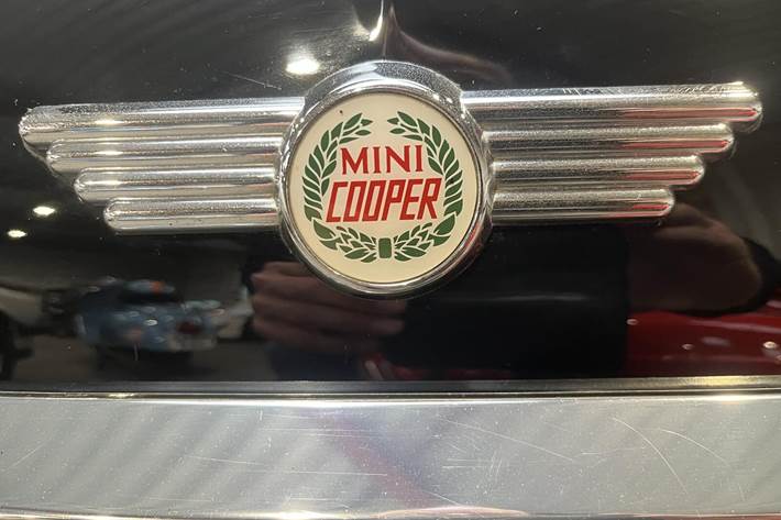 Sort Rover Mini fra 1993