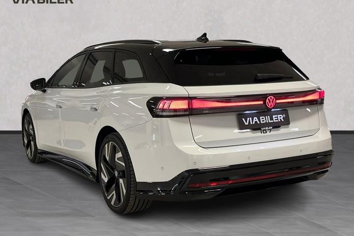 Hvid VW ID.7 fra 2026