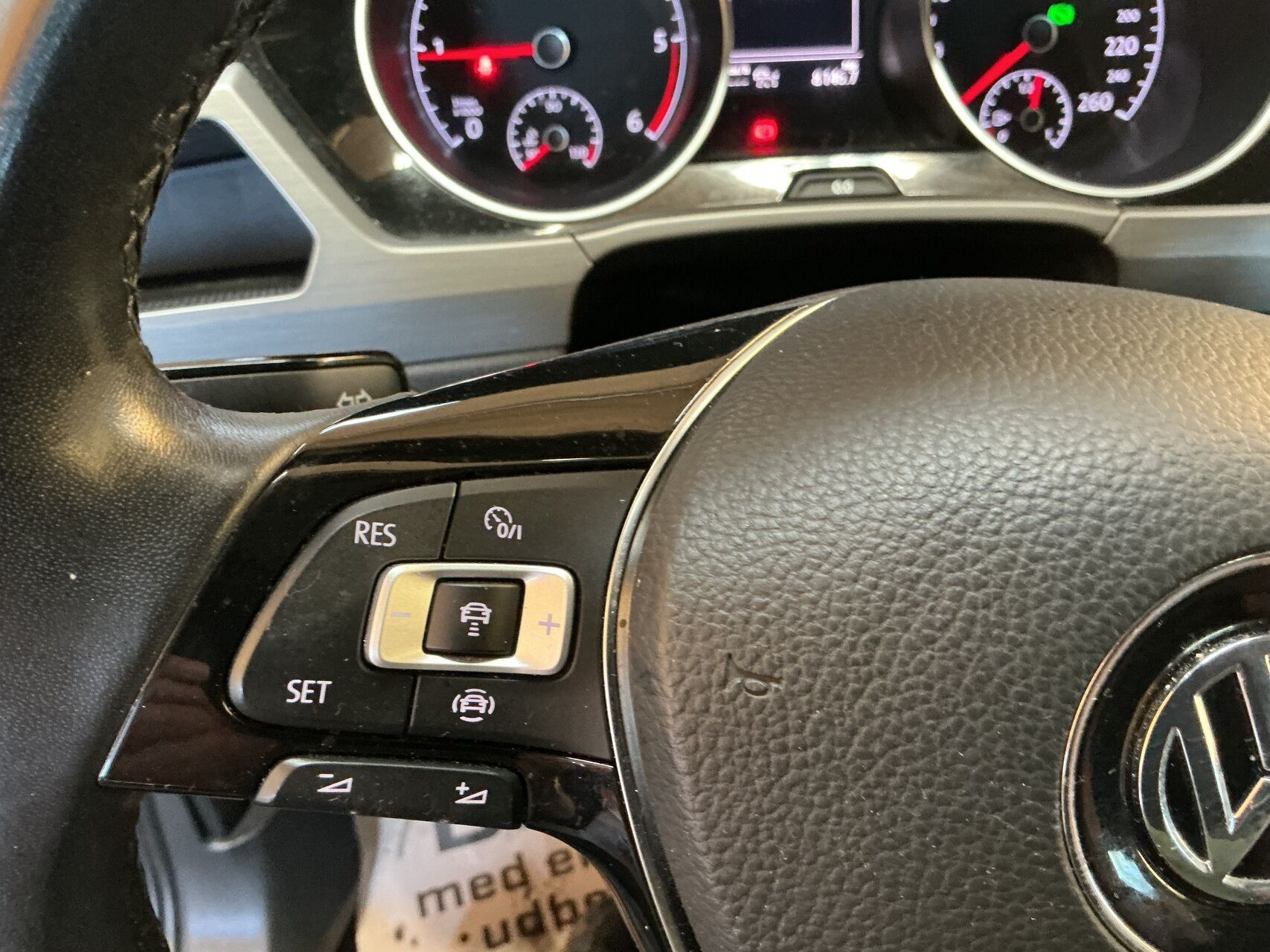 Sort VW Touran fra 2020