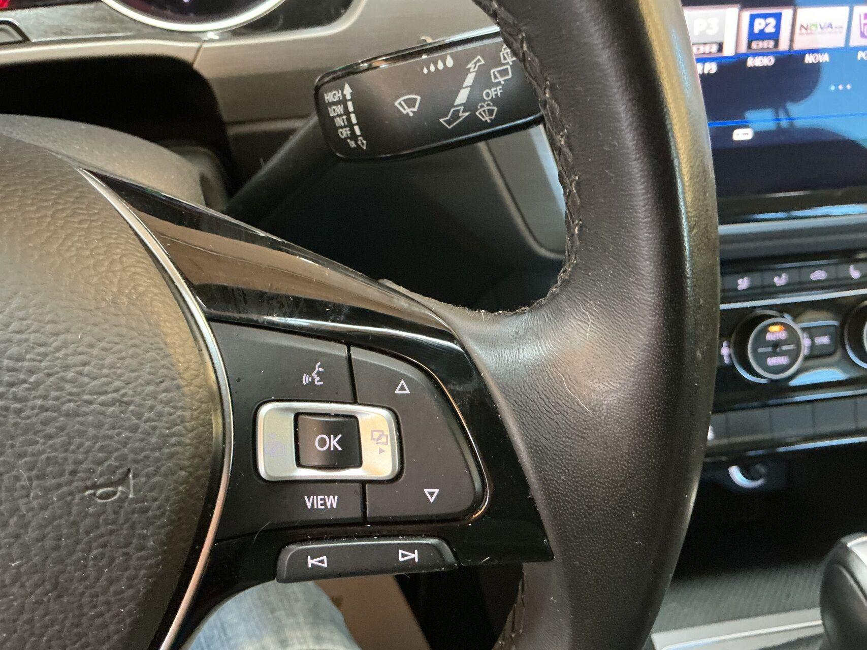 Sort VW Touran fra 2020