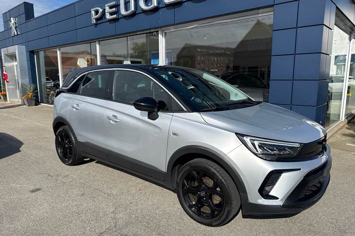 Sølv Opel Crossland fra 2024