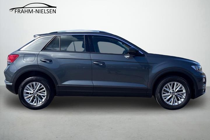 Grå VW T-Roc fra 2017