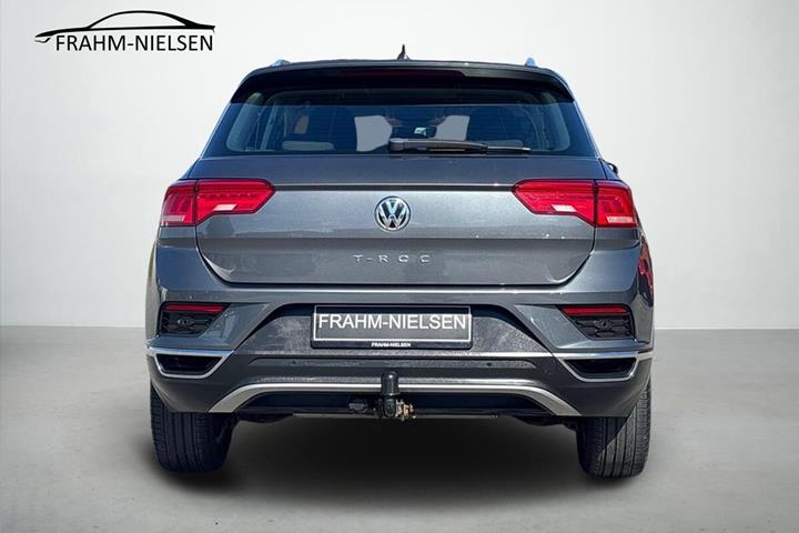 Grå VW T-Roc fra 2017