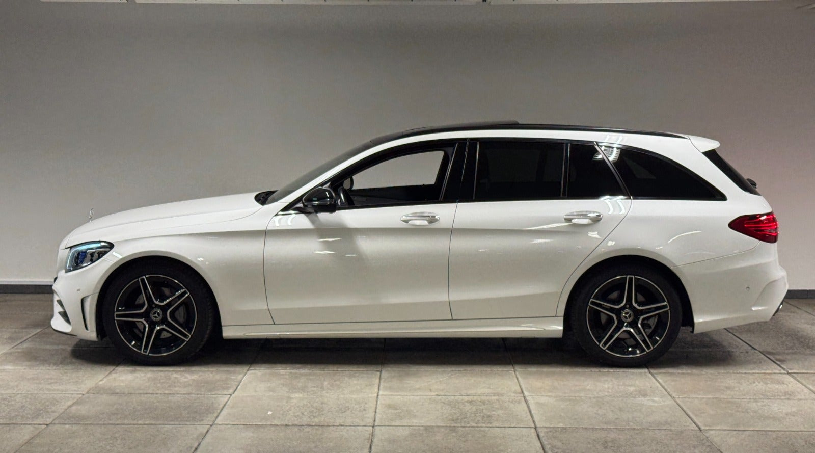 Hvid Mercedes C220 d fra 2020