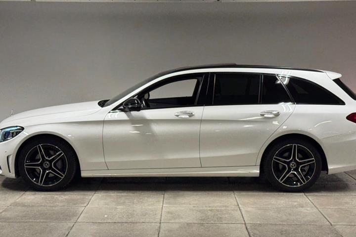 Hvid Mercedes C220 d fra 2020