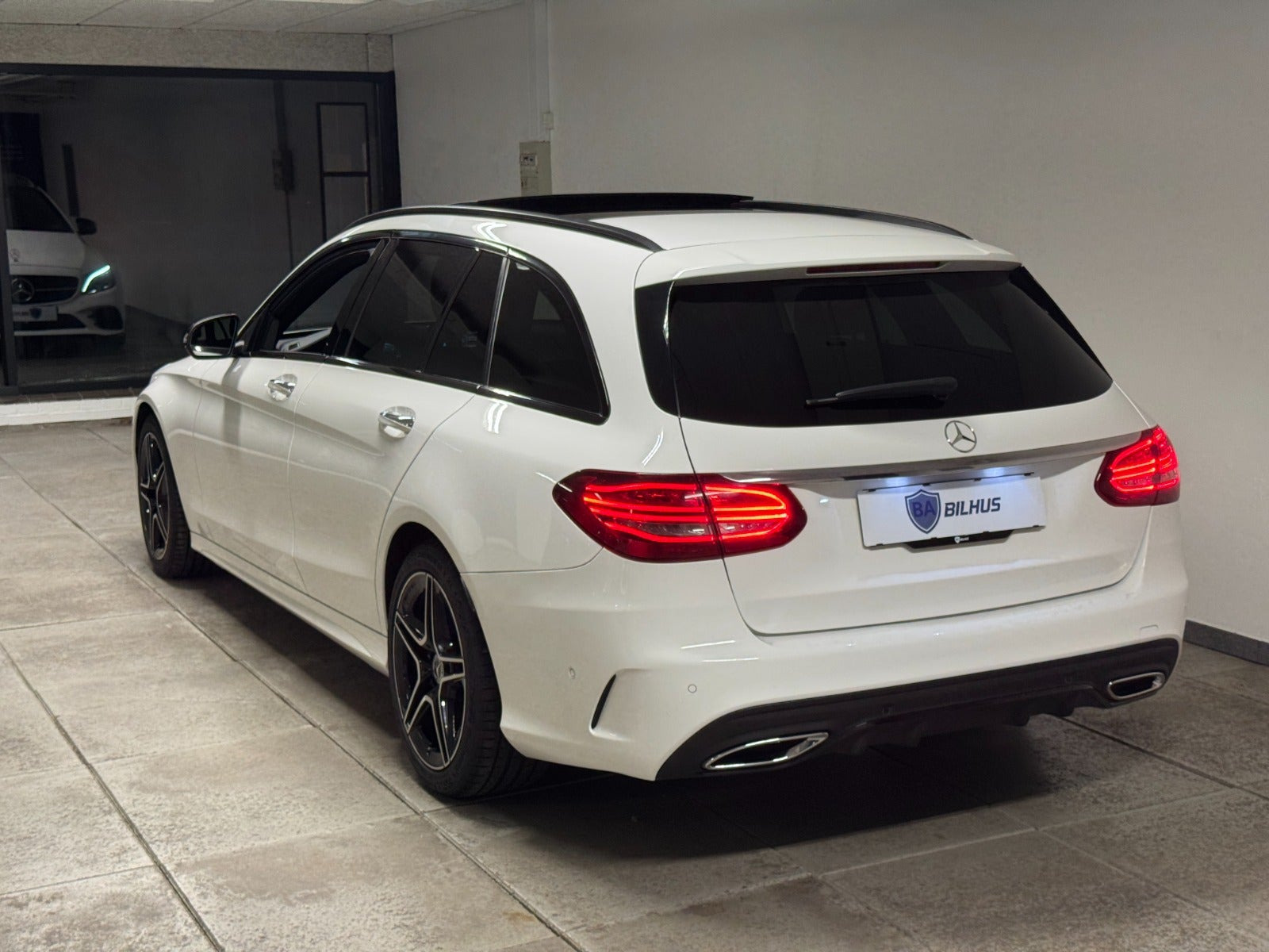 Hvid Mercedes C220 d fra 2020
