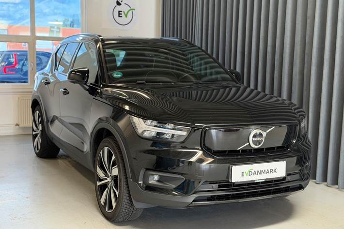 Sort Volvo XC40 fra 2021