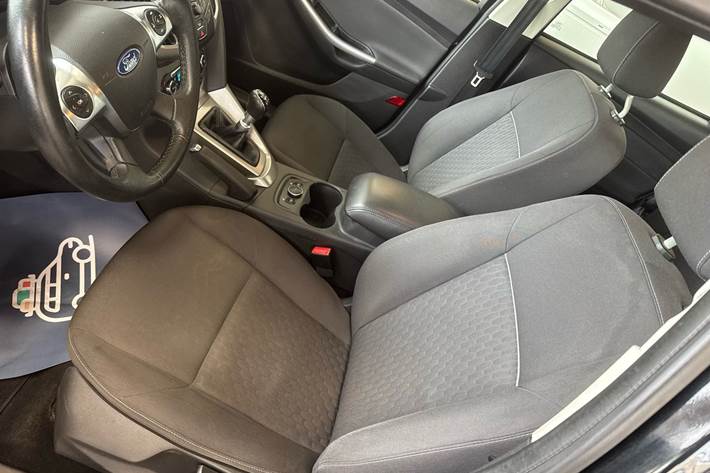 Sort Ford Focus fra 2013