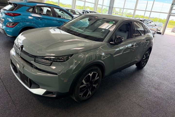 Grøn Citroën ë-C4 fra 2025