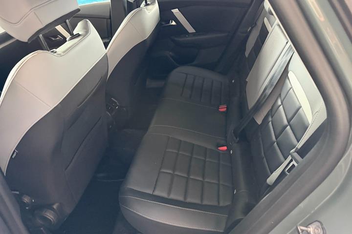 Grøn Citroën ë-C4 fra 2025