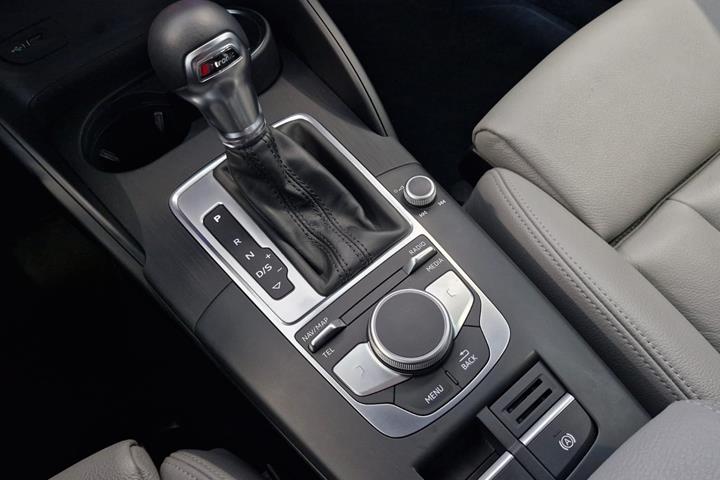 Hvid Audi A3 fra 2018
