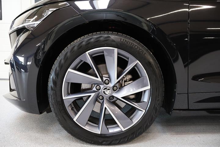 Sort Skoda Enyaq fra 2023