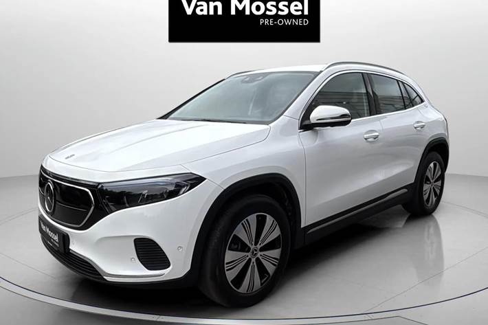 Hvid Mercedes EQA250 fra 2023