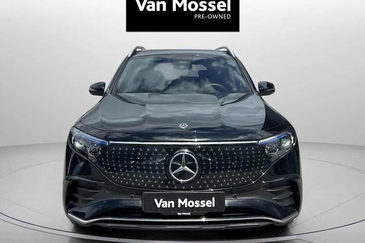 Sort Mercedes EQB250+ fra 2025
