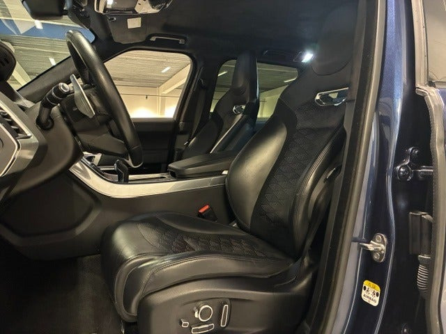 Blå Land Rover Range Rover sport fra 2018
