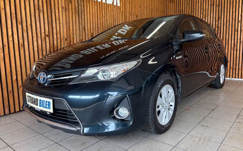 Toyota Auris 1,8 Hybrid H2 CVT