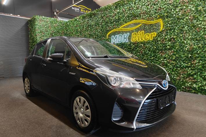 undefined Toyota Yaris fra 2015