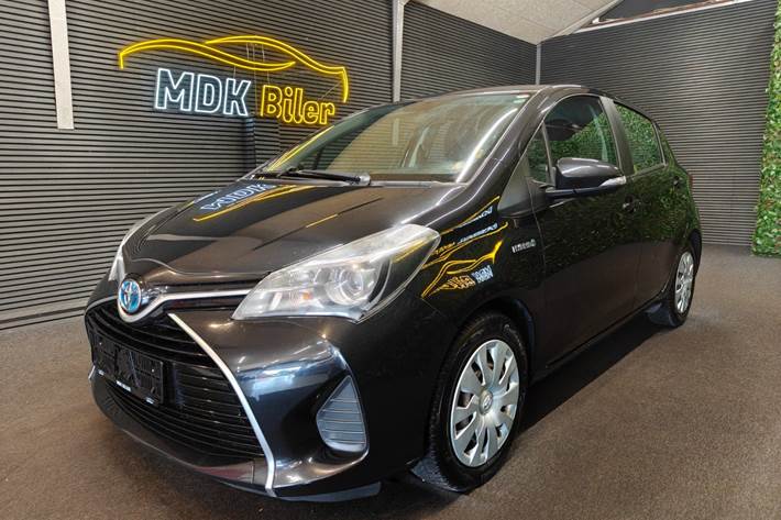 undefined Toyota Yaris fra 2015