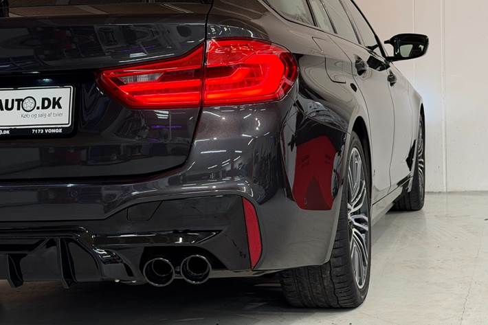 Sort BMW 520d fra 2018