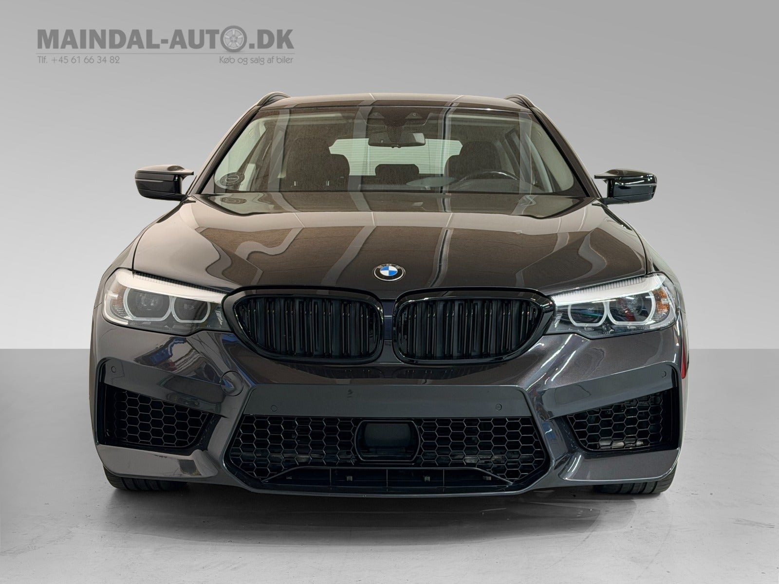 Sort BMW 520d fra 2018