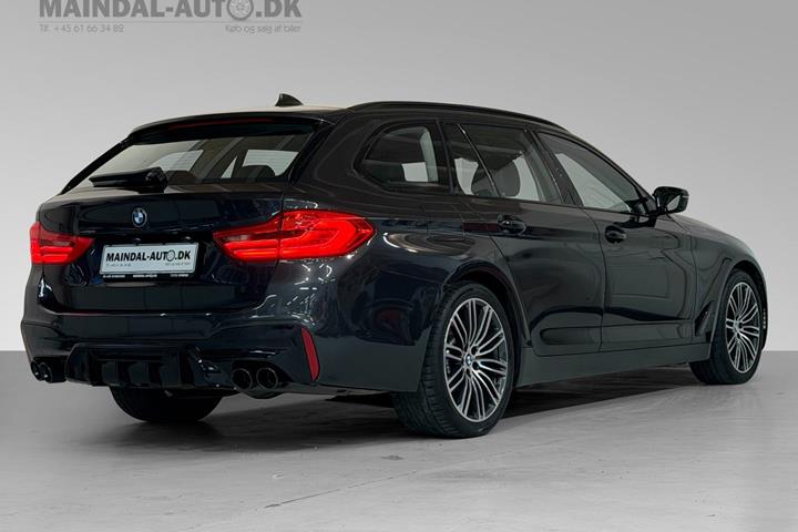 Sort BMW 520d fra 2018