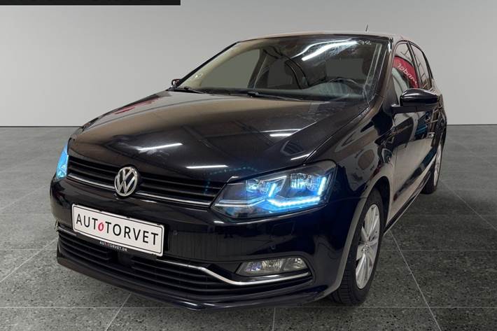 Sort VW Polo fra 2017 set udefra