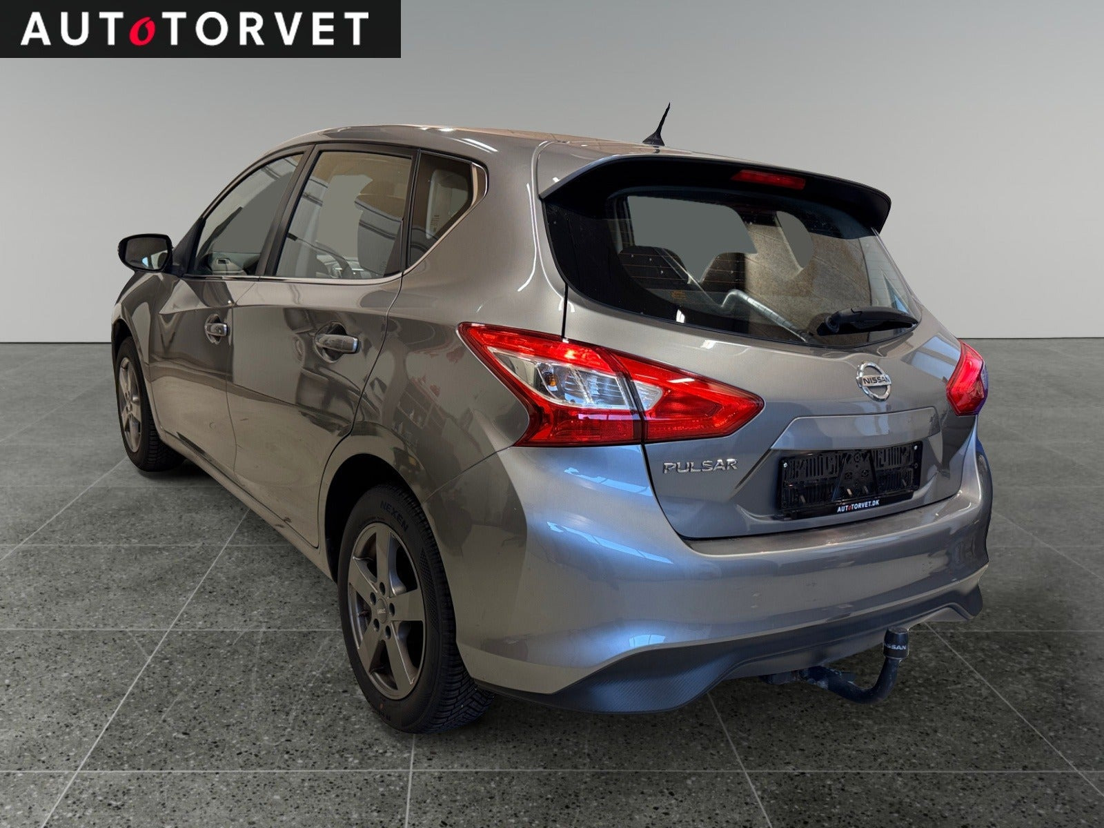 Sort Nissan Pulsar fra 2016