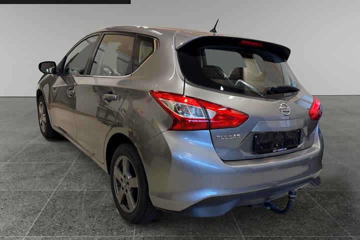 Sort Nissan Pulsar fra 2016