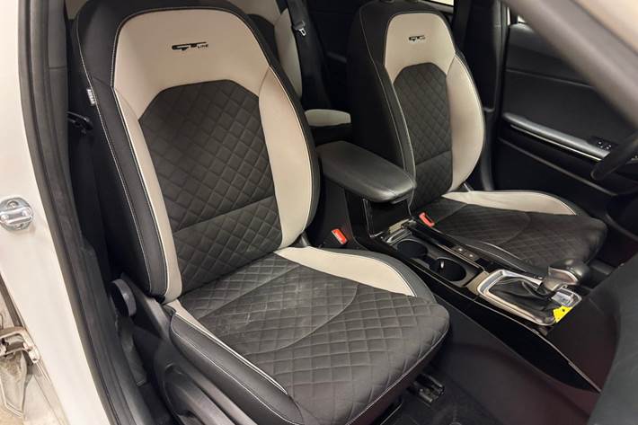 Hvid Kia Ceed fra 2019