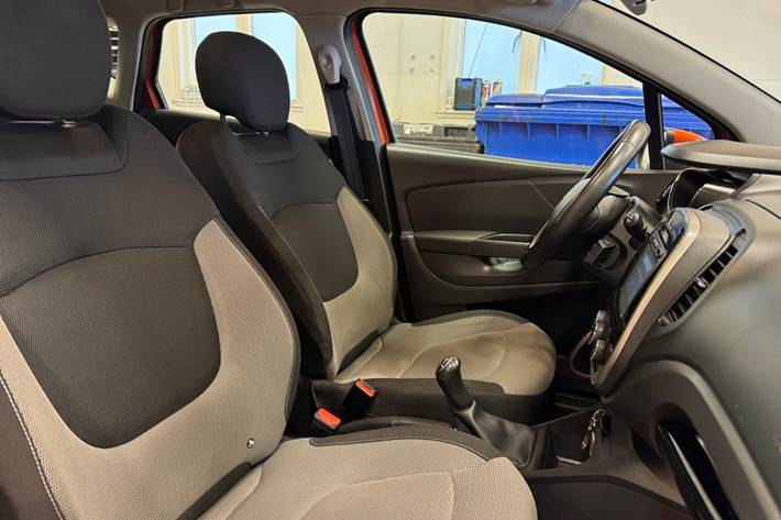 Bronze Renault Captur fra 2014