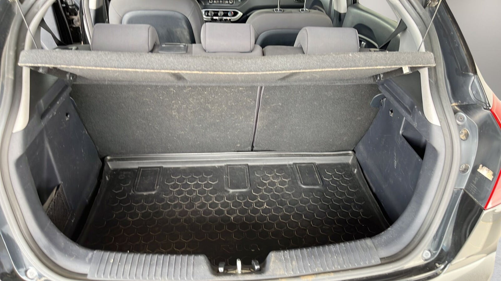 Sort Kia Rio fra 2015