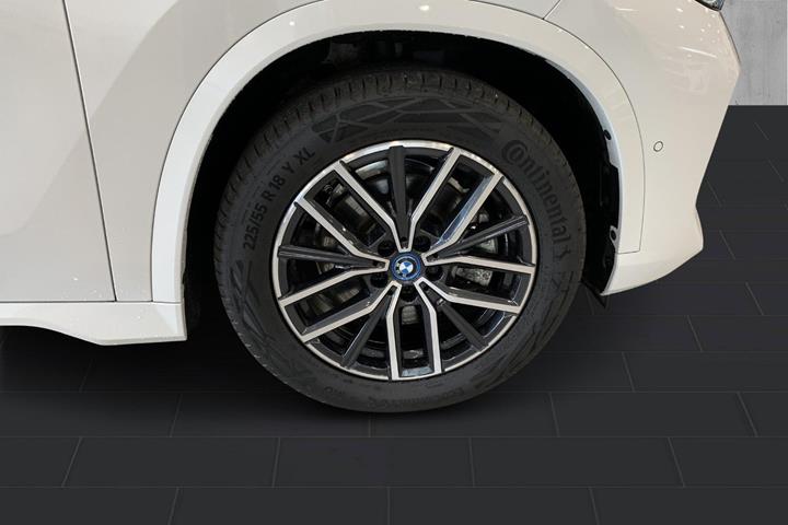undefined BMW iX1 fra 2024