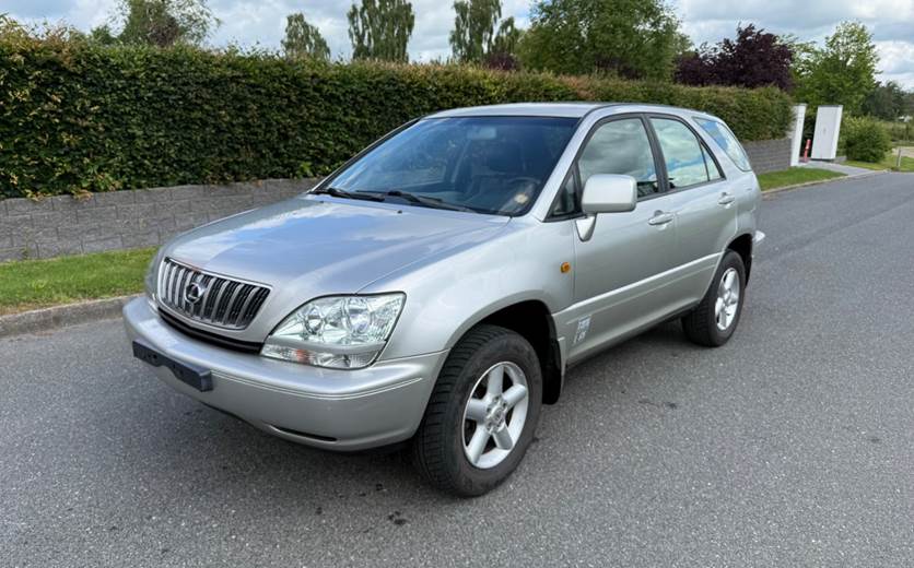 Lexus RX300 3,0 Van