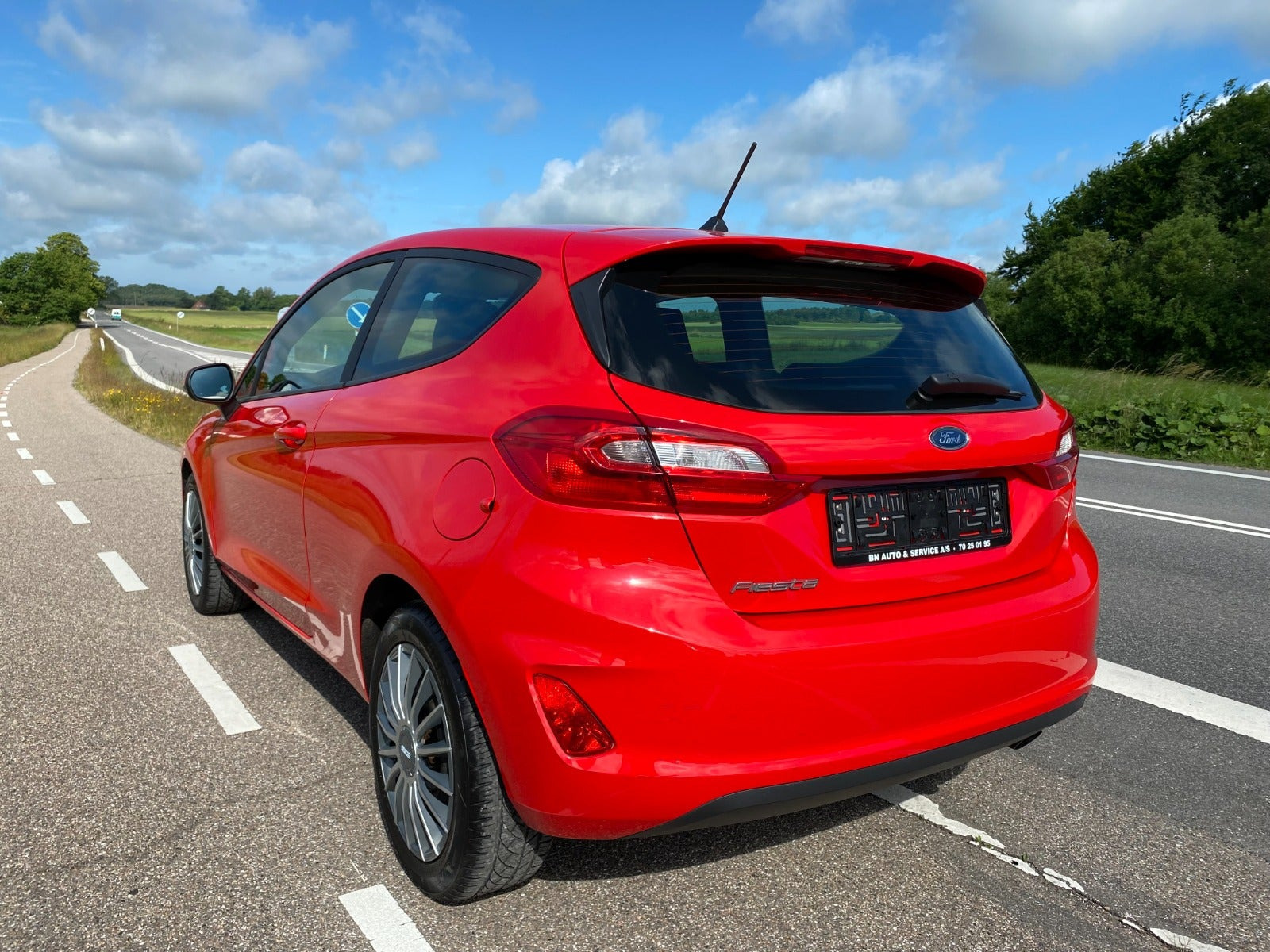 Rød Ford Fiesta fra 2018