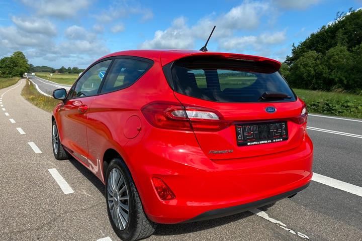 Rød Ford Fiesta fra 2018