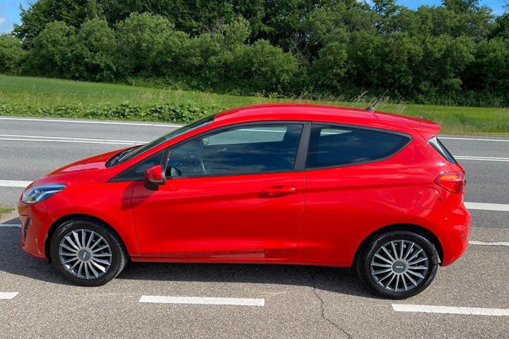 Rød Ford Fiesta fra 2018