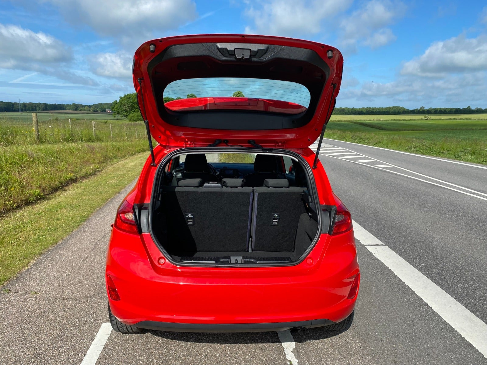 Rød Ford Fiesta fra 2018