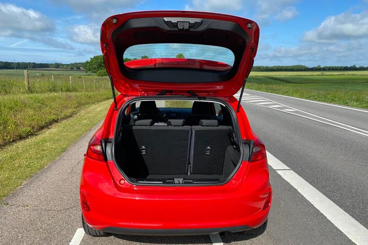 Rød Ford Fiesta fra 2018