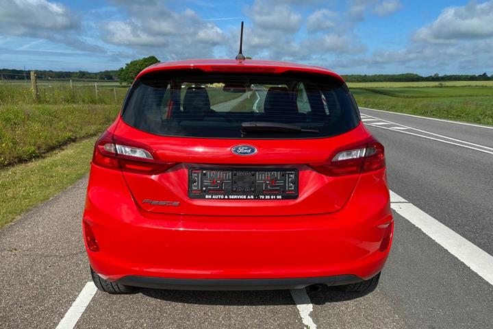 Rød Ford Fiesta fra 2018