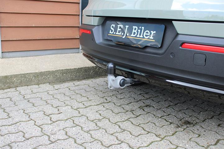 Grøn Volvo XC40 fra 2024