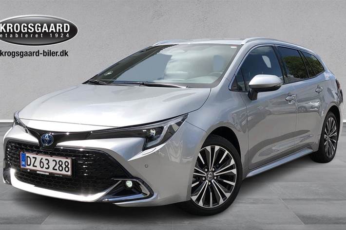 Sølv Toyota Corolla fra 2024