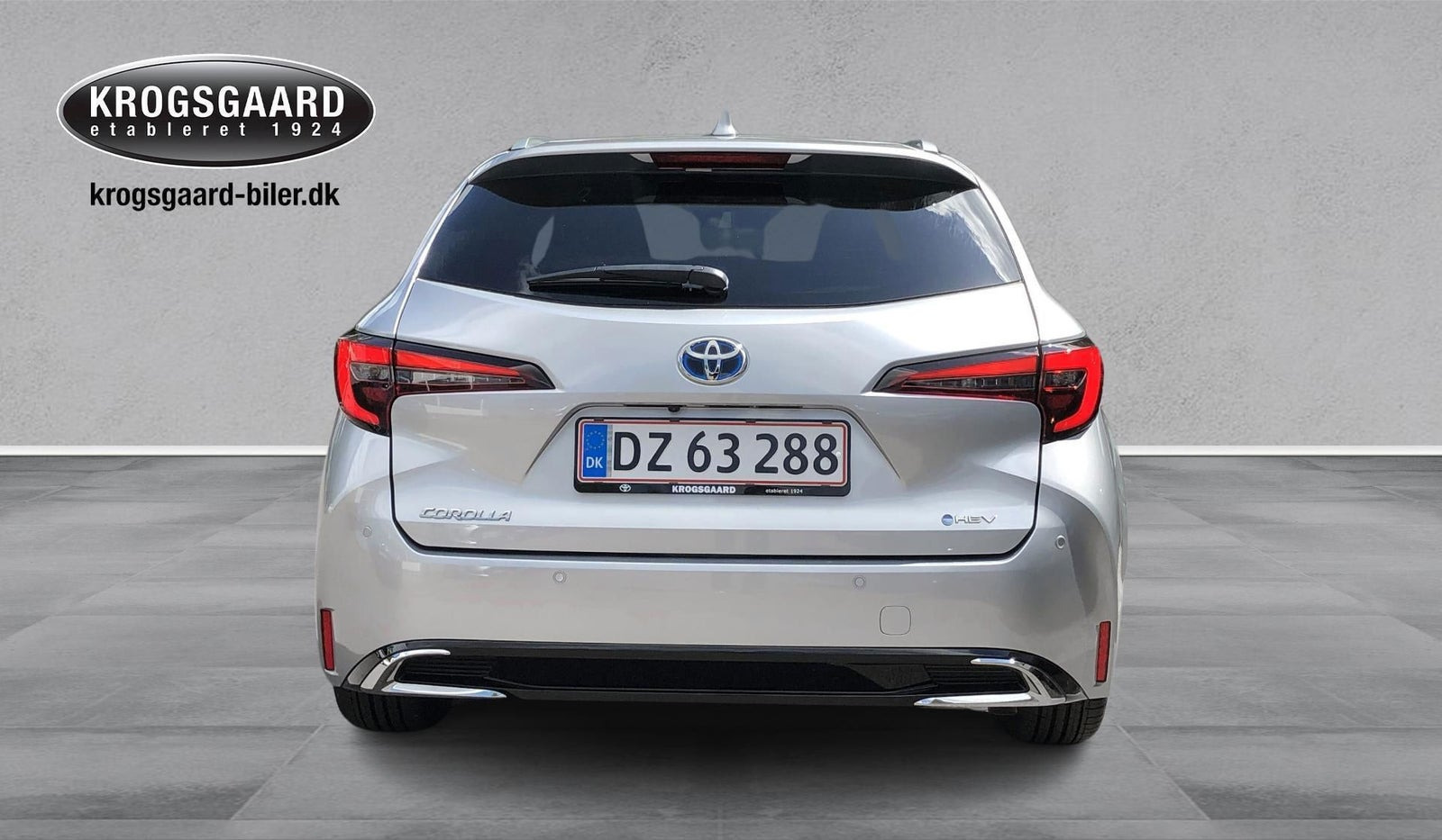 Sølv Toyota Corolla fra 2024