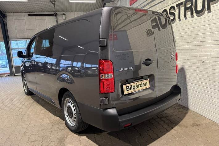 Grå Citroën e-Jumpy fra 2024