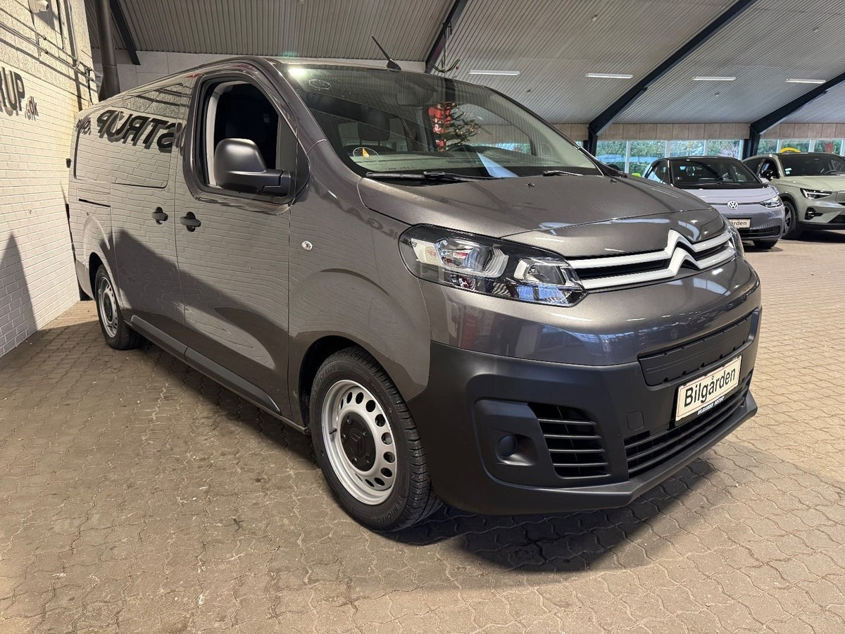 Grå Citroën e-Jumpy fra 2024