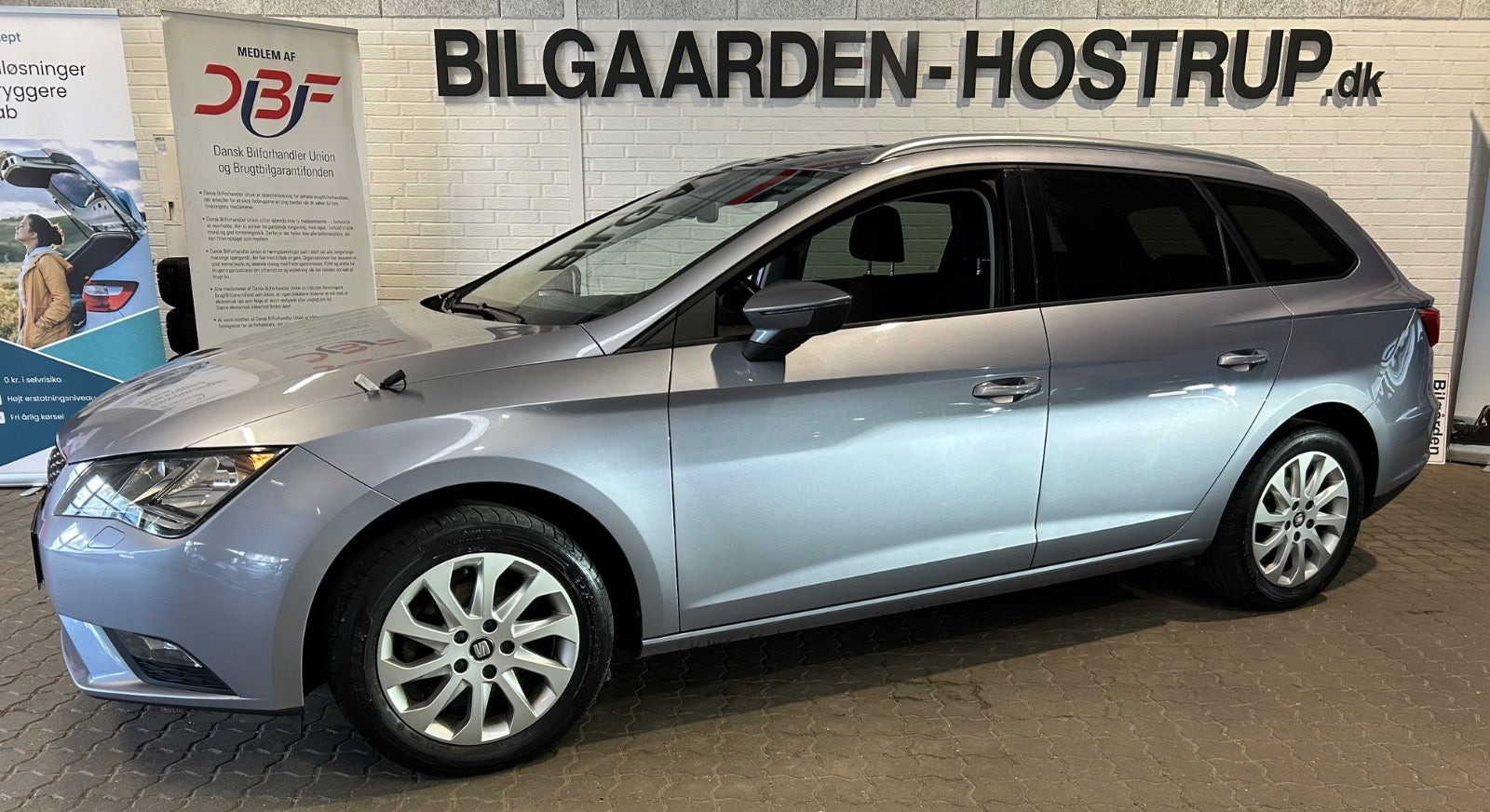 Blå Seat Leon fra 2017