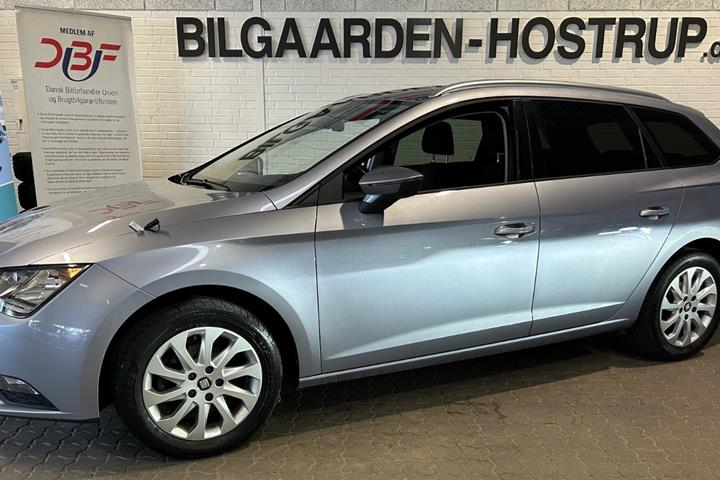 Blå Seat Leon fra 2017