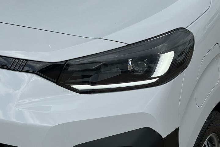 Hvid Fiat E-Scudo fra 2026