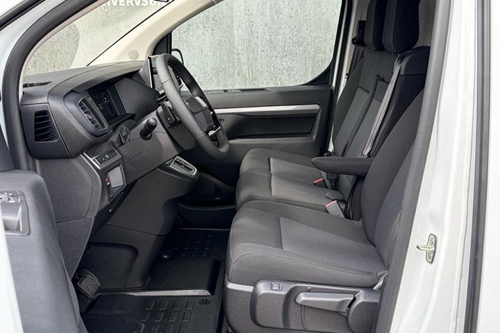 Hvid Fiat E-Scudo fra 2026