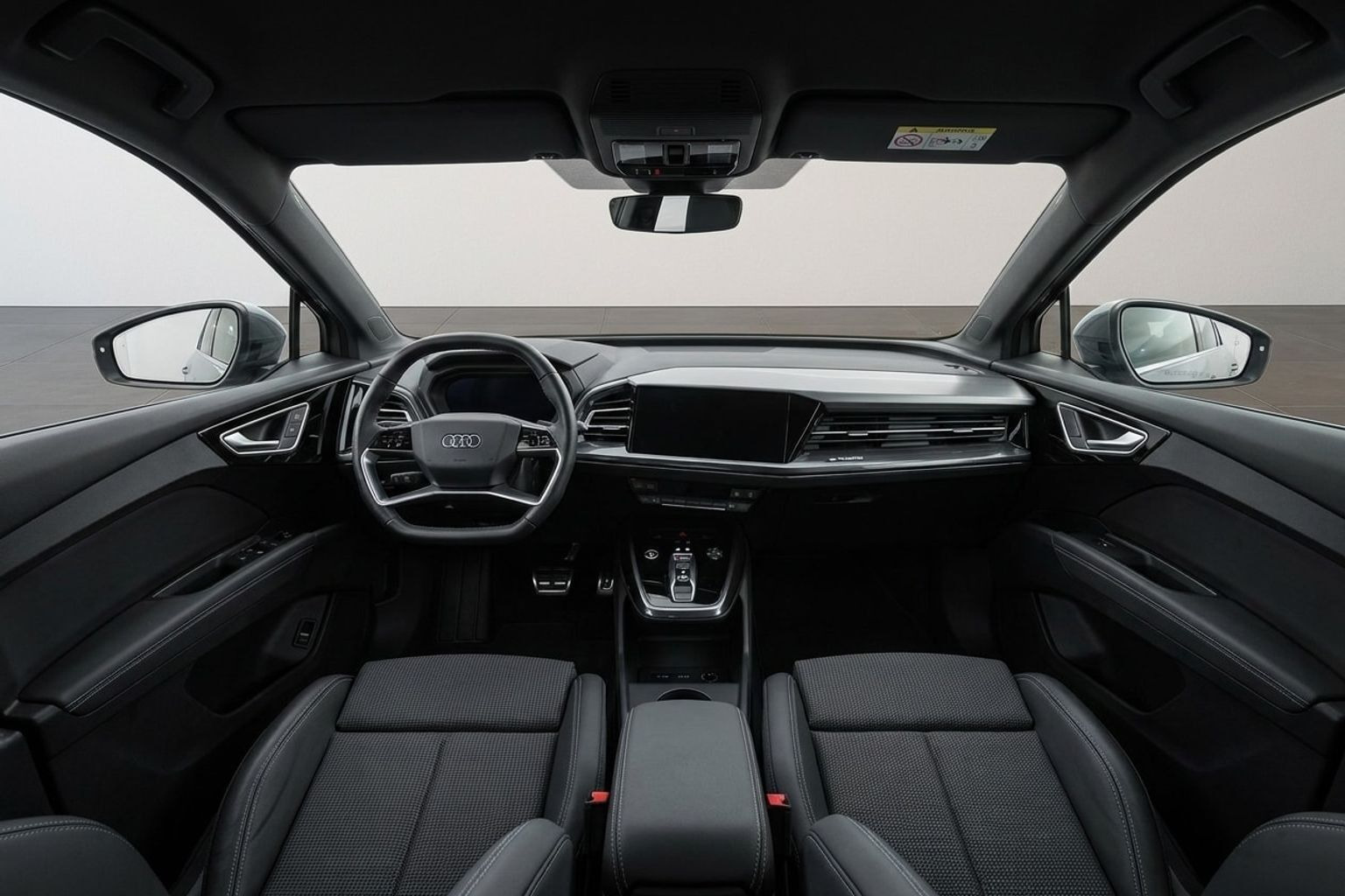 Grå Audi Q4 fra 2023