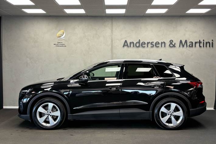 Sort Audi Q4 fra 2023